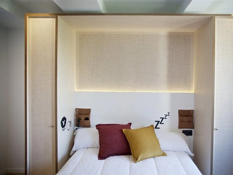 Toc Hostel Sevilla  סביליה